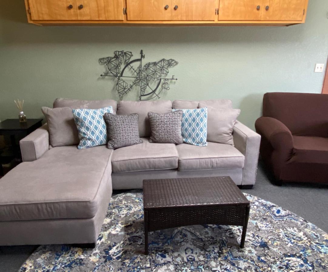 Kin House Guest Suite Oakhurst Luaran gambar