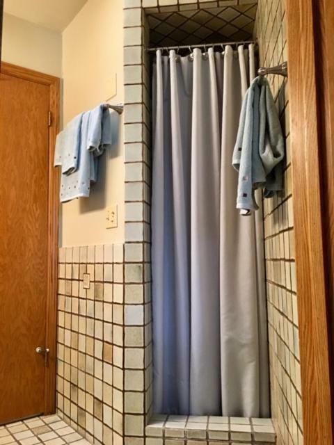 Kin House Guest Suite Oakhurst Luaran gambar